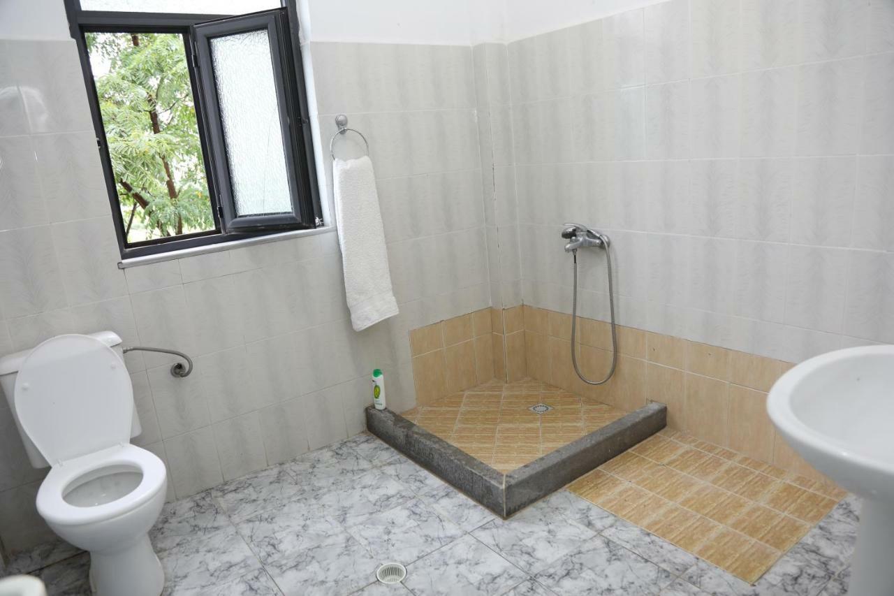 Hotel Villa Kabashi Корча Екстериор снимка