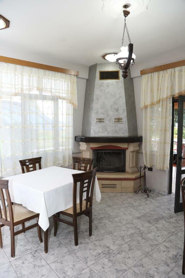 Hotel Villa Kabashi Корча Екстериор снимка